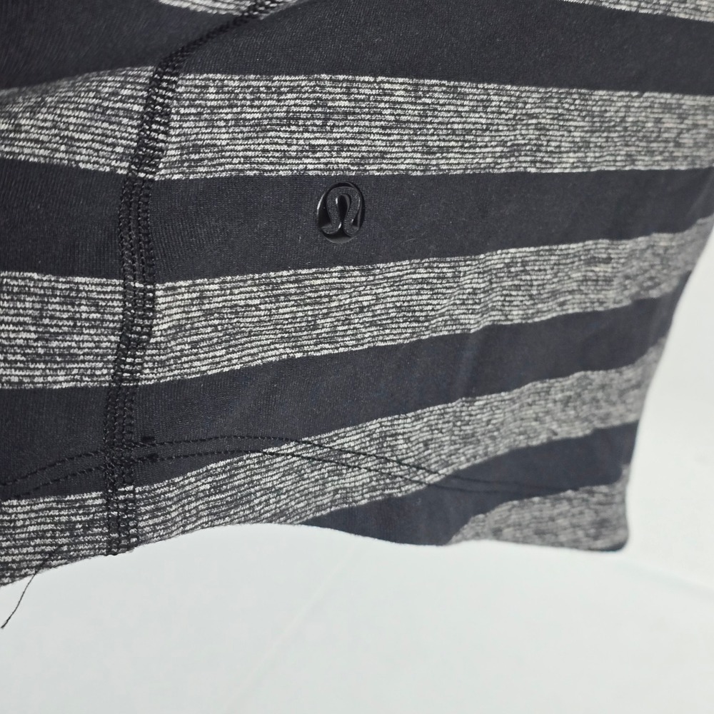 Lululemon Mens Striped Quarter Zip Pullover Athletic Long Sleeve‎ Shirt Top L - Picture 2 of 8